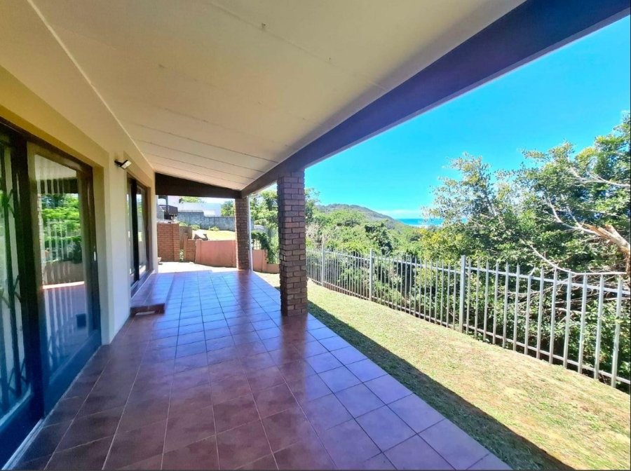 5 Bedroom Property for Sale in Baysville Eastern Cape